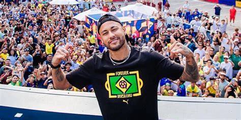 cruzeiro do neymar sexo|Neymar elege ex.